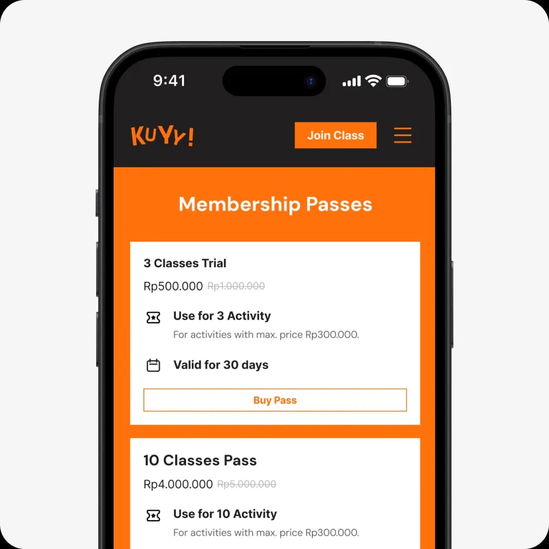 Tampilan membership pass dan voucher di website KUYY! untuk Bisnis